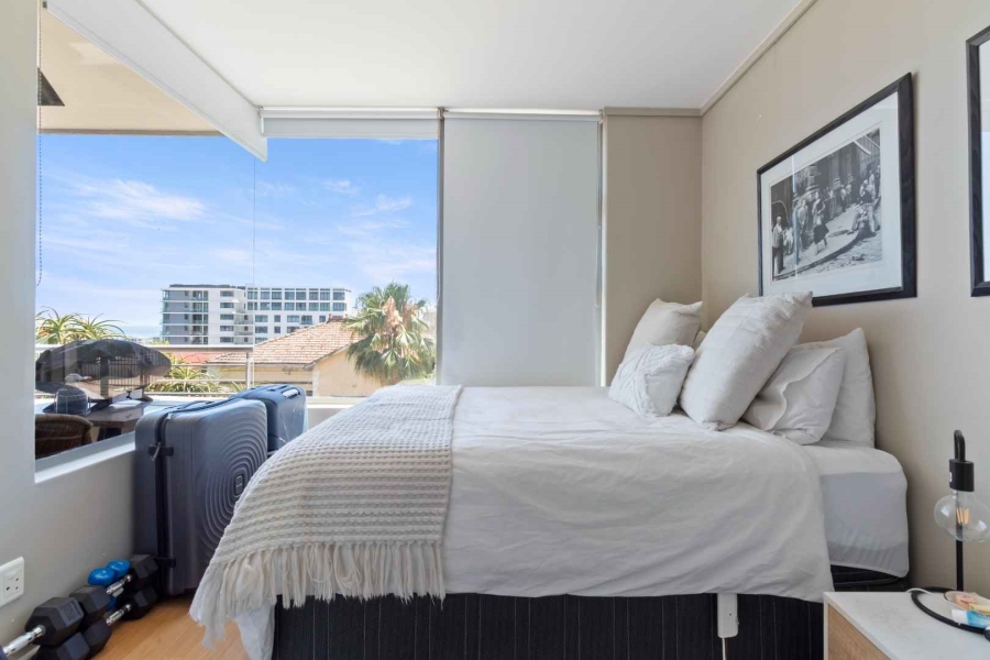 2 Bedroom Property for Sale in Sea Point Western Cape